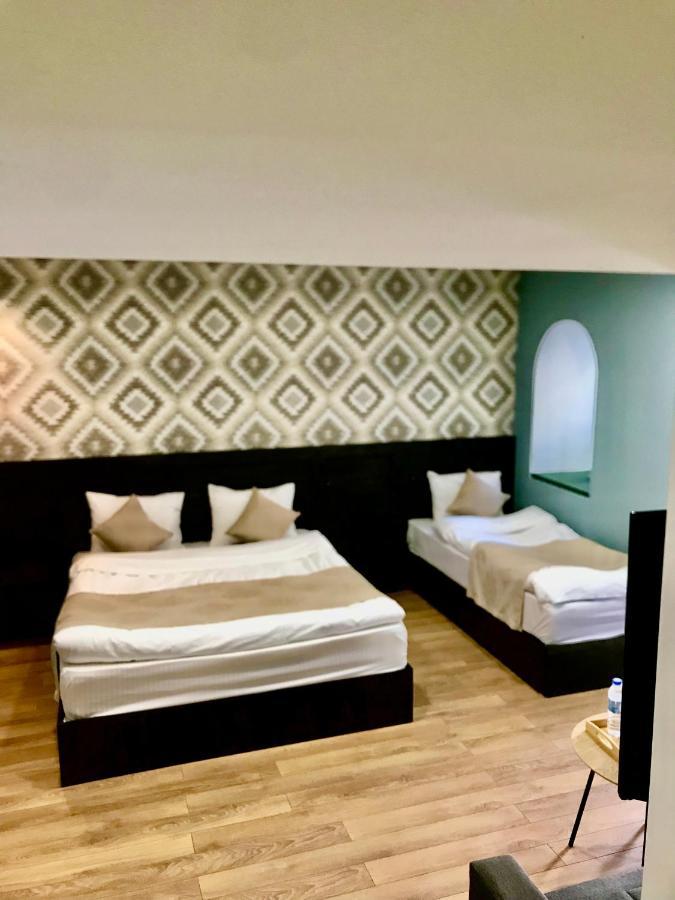 Old Town Mtatsminda Hotel Tbilisi Bagian luar foto