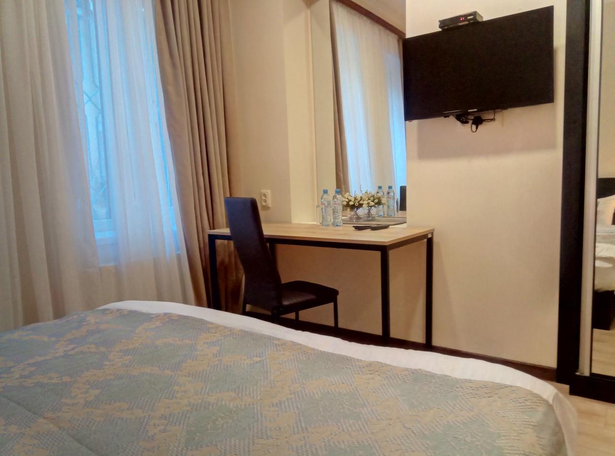 Old Town Mtatsminda Hotel Tbilisi Bagian luar foto